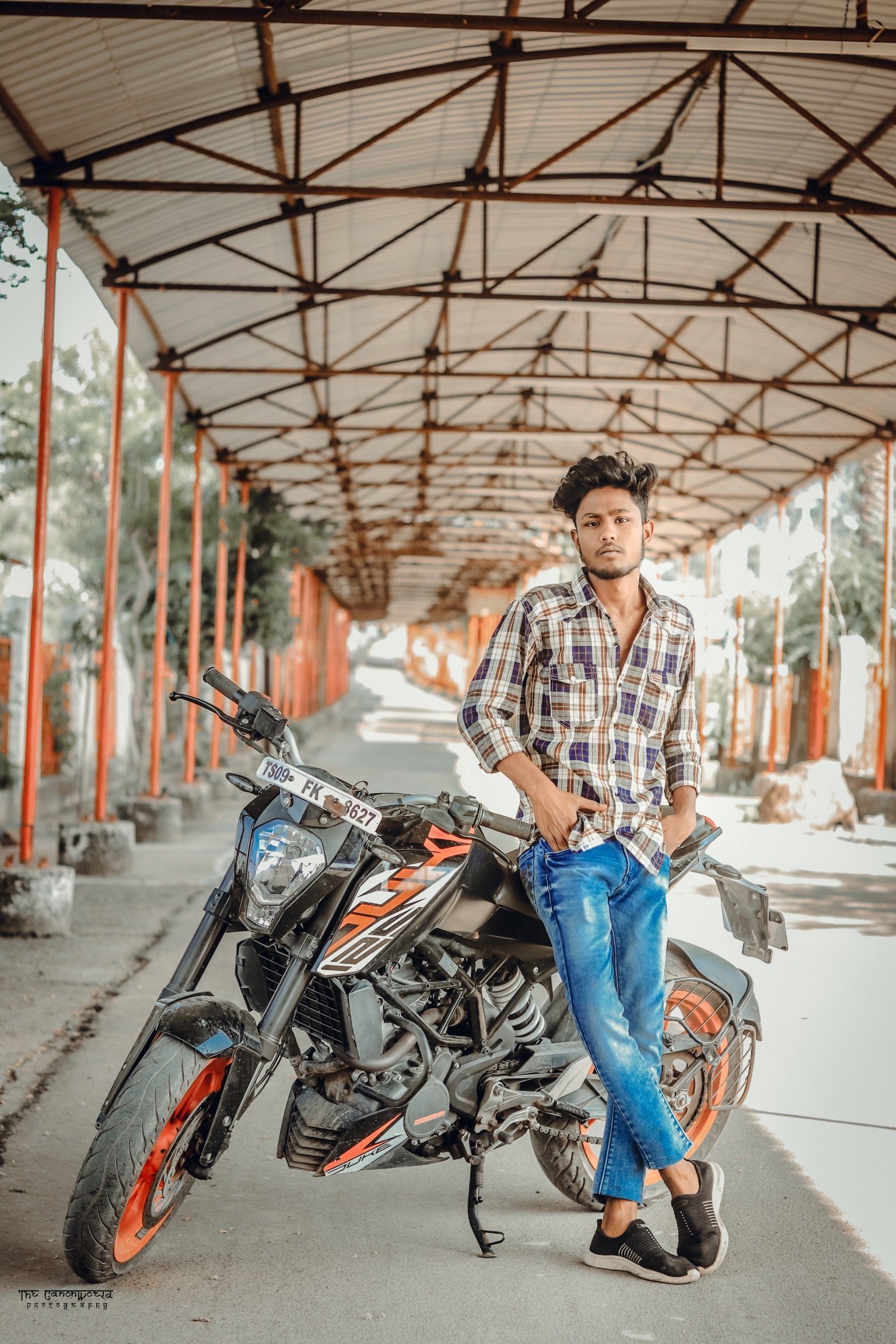 Betu Aharwal -  Lifestyle Influencer