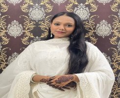 Sara Patel -  Beauty Influencer