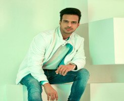 Mohit Kumar -  Fashion & Apparel Influencer